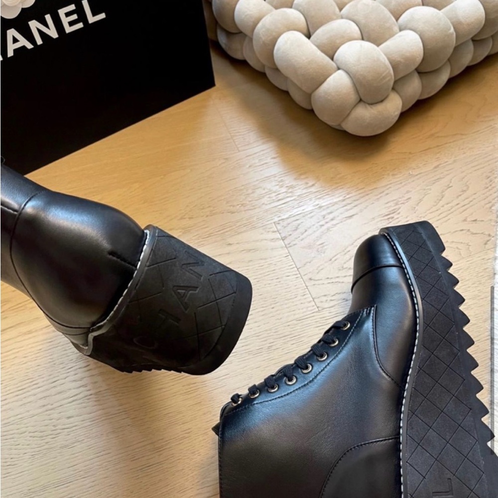 “Chanel” Black Women's Platform Boots Sz 38 - Picture 5 of 6